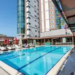 Live Hotel
