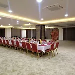 Hotel Live 4*