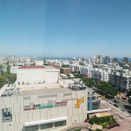 Live אנטליה