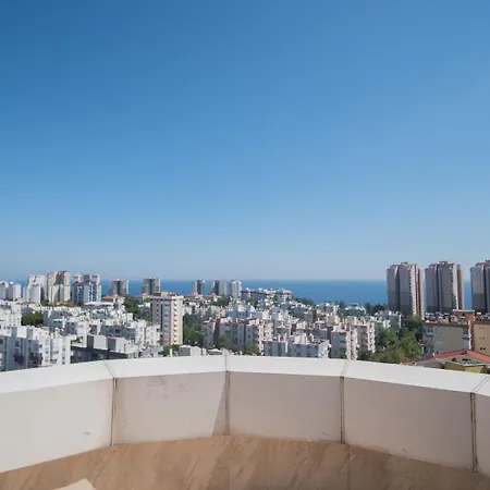 Live אנטליה