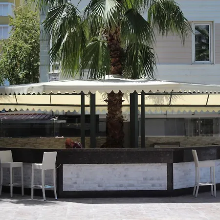 Szálloda Live Antalya