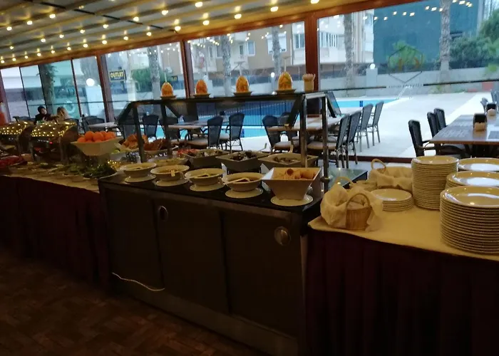 Szálloda Live 4*