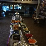 Hotel Live 4*