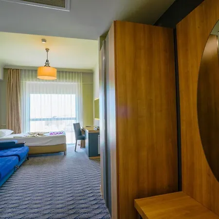 Hotell Live 4*