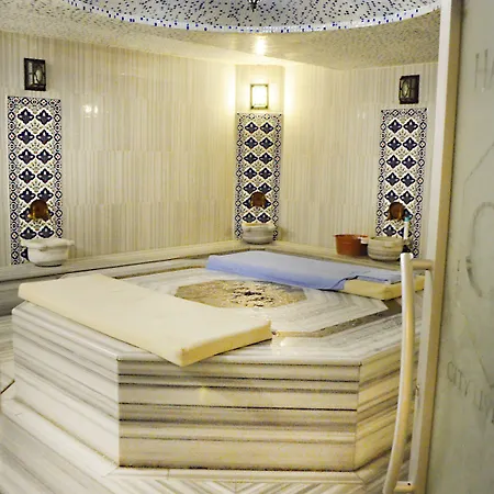 Hotel Live 4*